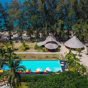 لونج بيتش Ko Lanta